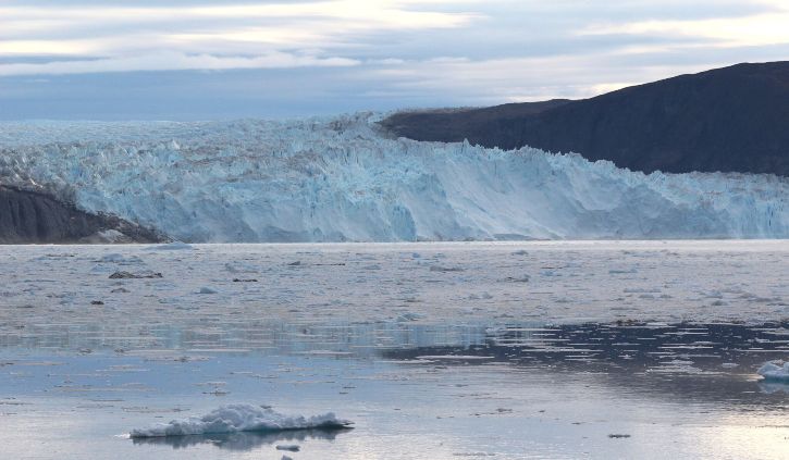 Eqip Glacier (2) iceland pro cruises resize